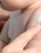 A-Derma Exomega Control Emollient Lotion tělové mléko proti podráždění a svědění pokožky 400 ml