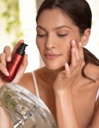 AHAVA Apple of Sodom lehký krém na hluboké vrásky SPF 30 50 ml