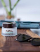 AHAVA Beauty Before Age liftingový krém pro rozjasnění a vyhlazení pleti SPF 20 50 ml
