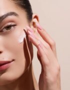AHAVA Even Tone gel krém pro sjednocení barevného tónu pleti 50 ml