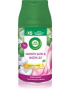 Air Wick Freshmatic Smooth Satin & Moon Lily osvěžovač vzduchu – náhradní náplň 250 ml