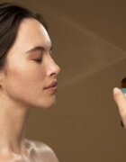 Antipodes Ananda H₂O Ultra-Hydrating Calming Mist antioxidační tonikum ve spreji 100 ml