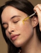 Antipodes Divine Face Oil Rosehip & Avocado Oil ochranné sérum proti prvním známkám stárnutí pleti 10 ml