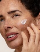 Antipodes Jasmine Flower Menopause Facial Cream lehký zklidňující krém pro zralou pleť 60 ml