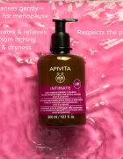 Apivita Intimate Lady Creamy Cleanser jemný gel na intimní hygienu pro každodenní použití 300 ml