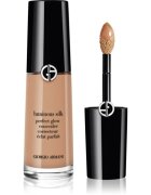 Armani Luminous Silk Concealer rozjasňující korektor odstín 7 12 ml
