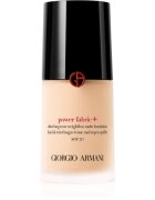 Armani Power Fabric+ Foundation plně krycí make-up SPF 20 odstín 1.5 30 ml