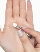 ARTDECO Eyeshadow Applicator oboustranný univerzální štětec na oční okolí 1 ks