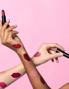 ARTDECO Perfect Color krémová rtěnka se saténovým finišem odstín 926 Dark Raspberry 4 g