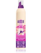 Aussie Bouncy Curls Epic Volume pěnové tužidlo pro kudrnaté vlasy 200 ml