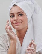 Australian Bodycare Tea Tree Oil čisticí pleťový gel pro problematickou pleť 200 ml