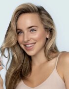 Aveda Phomollient™ Styling Foam stylingová pěna pro definici a tvar účesu pro jemné až normální vlasy 200 ml