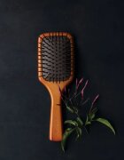 Aveda Wooden Paddle Brush dřevěný kartáč na vlasy 1 ks