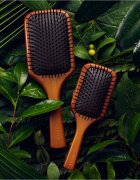 Aveda Wooden Paddle Brush dřevěný kartáč na vlasy 1 ks