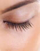 Avène Couvrance High Tolerance řasenka pro citlivé oči odstín Black 7 ml