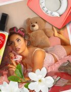 B.U. Vanilla Candy tělový sprej pro ženy 200 ml