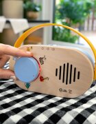 Baby Einstein Discovery Radio™ HAPE hudební hračka 6m+ 1 ks