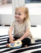Baby Einstein Discovery Radio™ HAPE hudební hračka 6m+ 1 ks