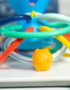 Baby Einstein Opus's Shake & Soothe Teether Toy & Rattle kousátko s chrastítkem 0 m+ 1 ks