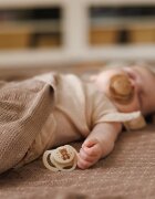 BabyOno Take Care Symmetrical Silicone Soothers dudlík Day & Night 0-6m 2 ks