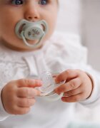 BabyOno Take Care Symmetrical Silicone Soothers dudlík Day & Night 6-18m+ 2 ks