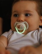 BabyOno Take Care Symmetrical Silicone Soothers dudlík Day & Night 6-18m+ 2 ks