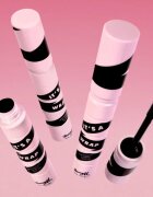 Barry M It's A Wrap objemová a prodlužující řasenka odstín Black 8 g