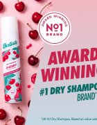 Batiste Fruity & Cheeky Cherry suchý šampon pro objem a lesk 200 ml