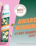 Batiste Naturally Green tea & Chamomile suchý šampon pro absorpci přebytečného mazu a pro osvěžení vlasů 200 ml