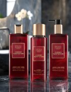 Baylis & Harding The Edit Cherry Temptation parfémovaný tělový sprej pro ženy Cherry Jasmin & Sandalwood 250 ml