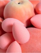 beautyblender® Beauty.Blusher Cheeky houbička na tvářenku 1 ks