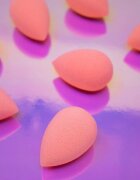 beautyblender® Beauty.Blusher Cheeky houbička na tvářenku 1 ks