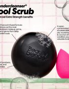 beautyblender® Tool Scrub Charcoal tuhý čistič na make-up houbičky a štětce 150 g