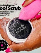 beautyblender® Tool Scrub Charcoal tuhý čistič na make-up houbičky a štětce 28.3 g
