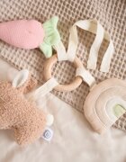 Bieco Activity Toy Bunny Fine kontrastní závěsná hračka 1 ks
