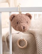 Bieco Musical Toy Bear Mika kontrastní závěsná hračka s melodií 1 ks