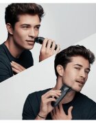 Braun Series 3 300 elektrický holicí strojek Black 1 ks