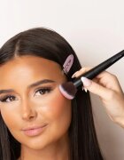 Brushworks Angled Blush Brush zkosený štětec na tvářenku typ NO. 7 1 ks