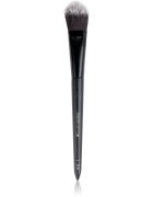 Brushworks Back Comb Brush štětec na make-up typ NO. 1 1 ks