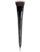 Brushworks Flat Top Contour Brush štětec na konturování typ NO. 11 1 ks