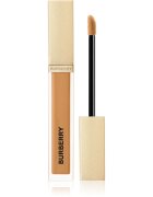 Burberry Beyond Wear Concealer dlouhotrvající korektor odstín 110 Medium-Deep Neutral 8 ml