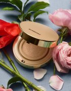 Burberry Beyond Wear Perfecting Matte Cushion dlouhotrvající make-up v houbičce SPF 15 odstín Fair Warm 10 14 g