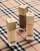 Burberry Beyond Wear Perfecting Matte Foundation tekutý make-up s matným finišem odstín Deep Neutral 130 30 ml