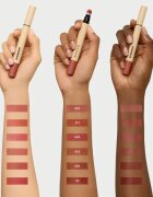 Burberry Brit Matte Veil matná hydratační tekutá rtěnka odstín English Oak 652 3 ml