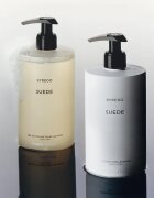 BYREDO Suede mléko na ruce – náhradní náplň 450 ml