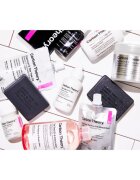 Carbon Theory Charcoal & Tea Tree Oil čisticí tělový peeling pro problematickou a mastnou pokožku 100 g
