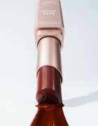 Catrice Bare Glow balzám na rty reagující na pH odstín 020 Warm Mahogany 3 g