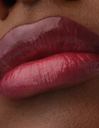 Catrice Bare Glow balzám na rty reagující na pH odstín 030 Dark Ruby Red 3 g