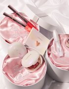 Catrice Brides & Besties dlouhotrvající lesk na rty odstín C02 Pink(y) Promise 4.9 ml