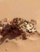 Catrice DESERT DUNE sponka do vlasů C01 Golden Dune 1 ks